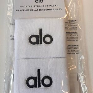 ALO Yoga White Athletic wristbands